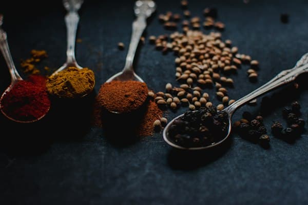 Spices & Whole Condiments